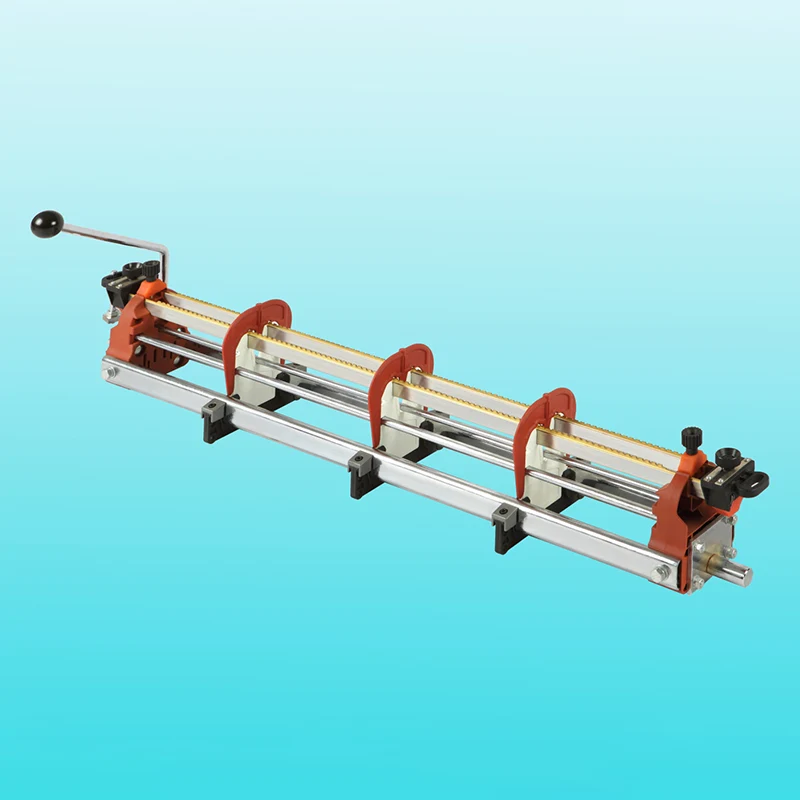 Waar wordt het universele 8-rijige kettingstopapparaat gebruikt in spoelloze weefgetouwen?